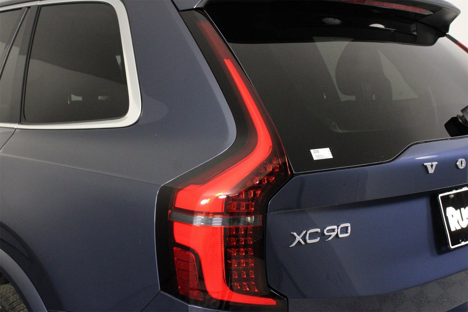 New 2025 Volvo XC90 B6 Ultra image 15