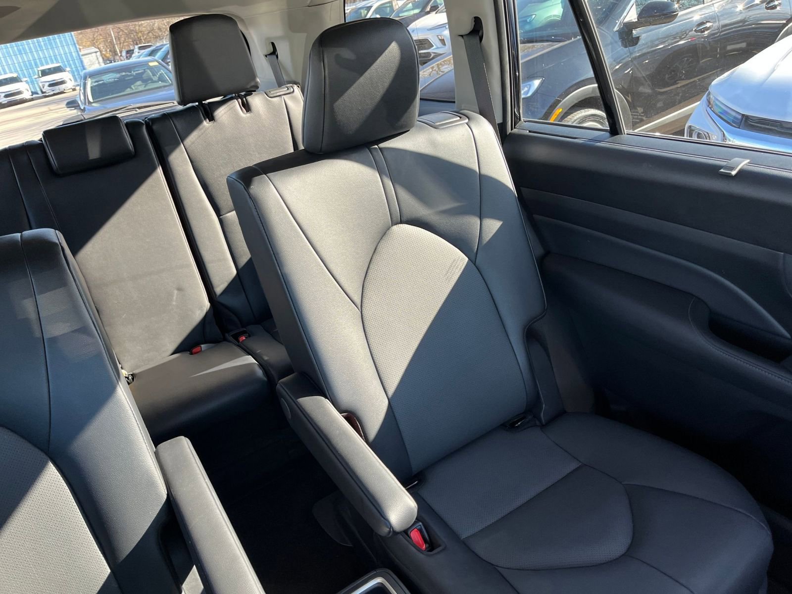 Used 2025 Toyota Grand Highlander FWD image 38