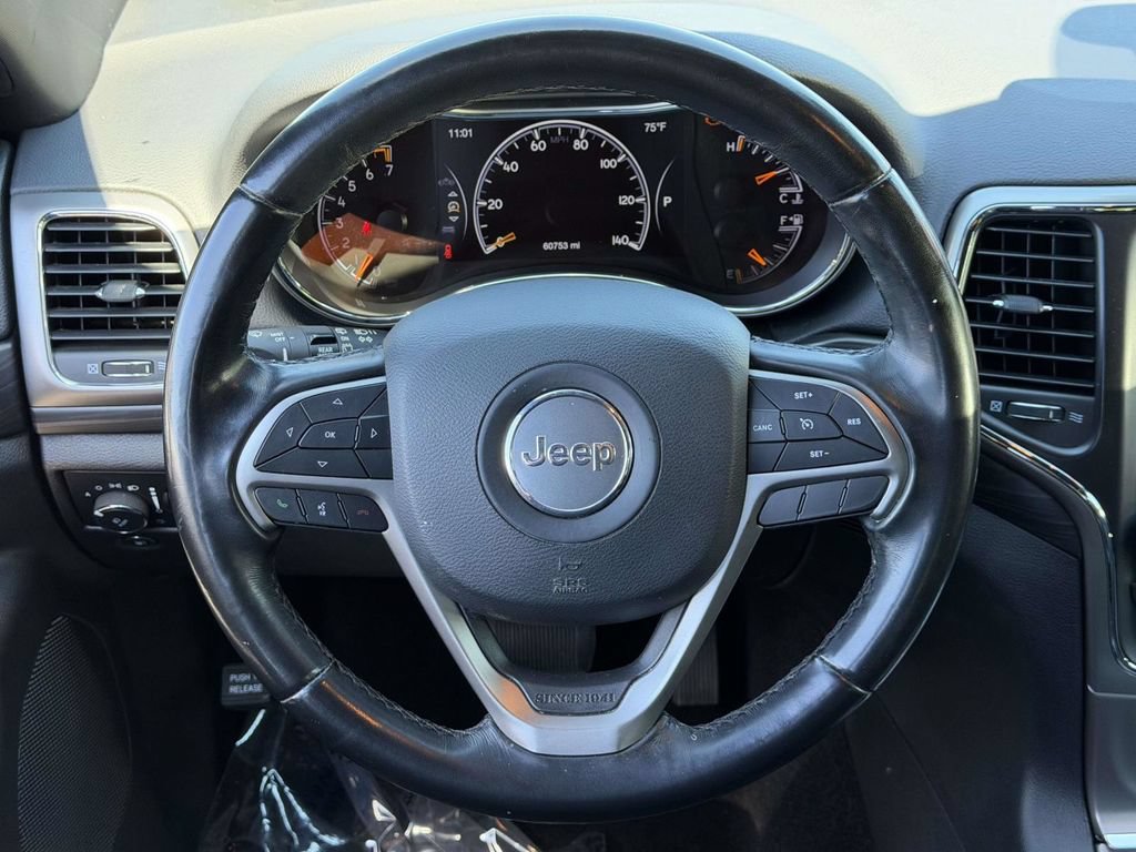 Certified 2020 Jeep Grand Cherokee Laredo AWD/4WD image 18
