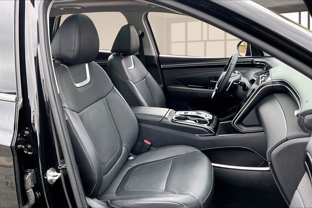 Used 2023 Hyundai Tucson Limited image 28