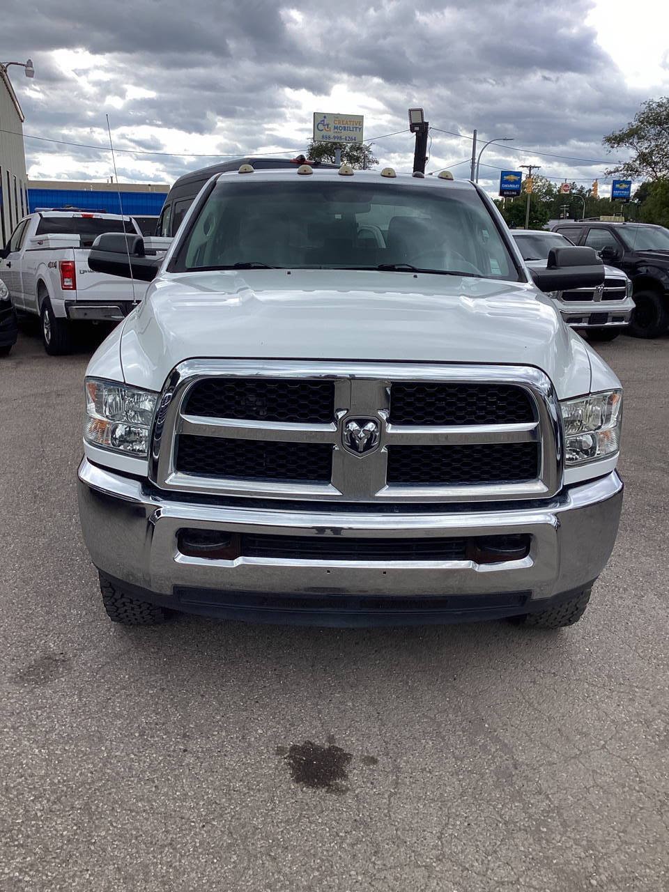 Used 2017 RAM 2500 Tradesman w/ Chrome Appearance Group AWD/4WD image 14