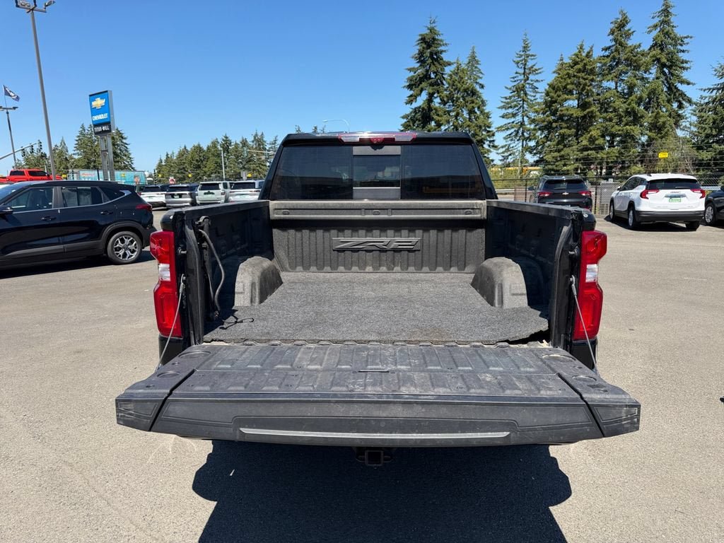 Used 2022 Chevrolet Silverado 1500 ZR2 w/ Technology Package AWD/4WD image 22
