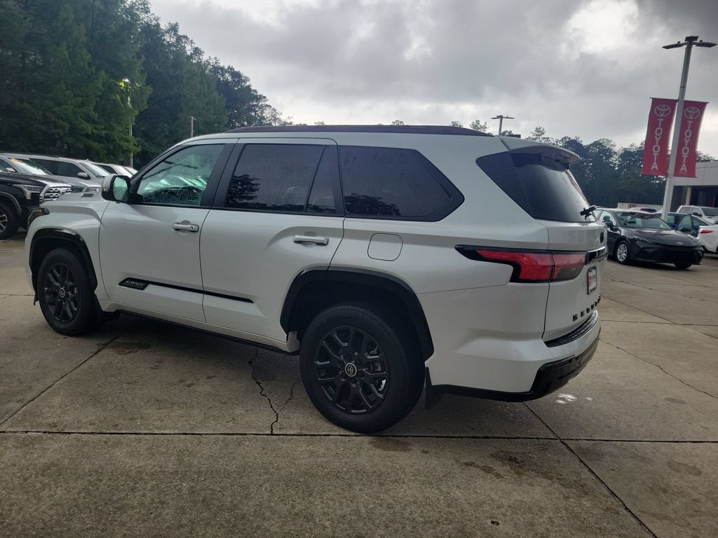 Certified 2024 Toyota Sequoia Platinum AWD/4WD image 3