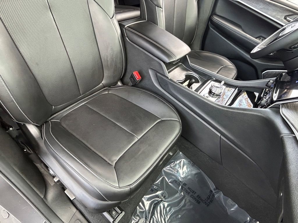 Used 2025 Jeep Grand Cherokee L Limited w/ Luxury Tech Group II image 50