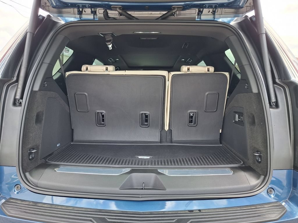 New 2026 Cadillac Escalade Sport AWD/4WD image 28