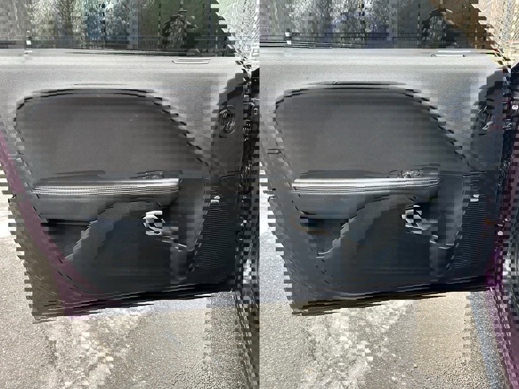 Used 2022 Dodge Challenger R/T Scat Pack w/ Dynamics Package image 11