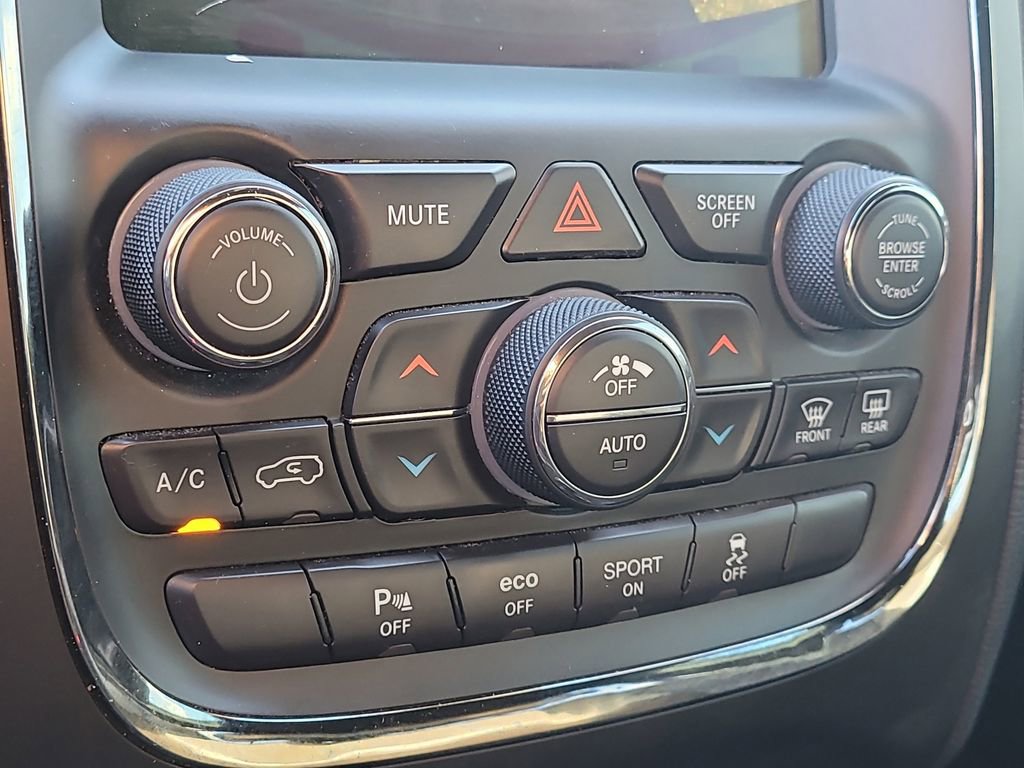 Used 2019 Dodge Durango R/T w/ Blacktop Package image 26