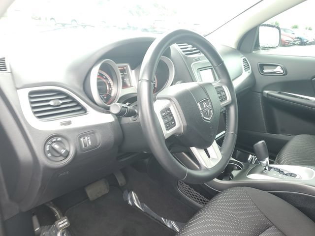 Used 2018 Dodge Journey SXT w/ Connectivity Group FWD image 20