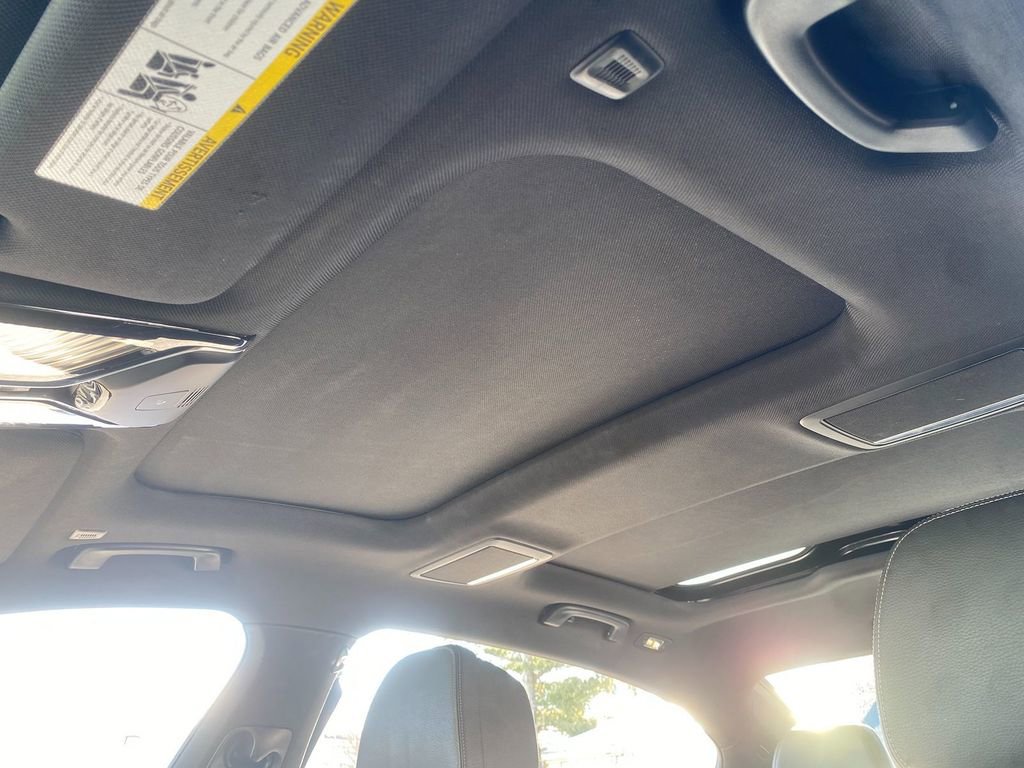 Used 2019 BMW 740i xDrive w/ Executive Package image 29