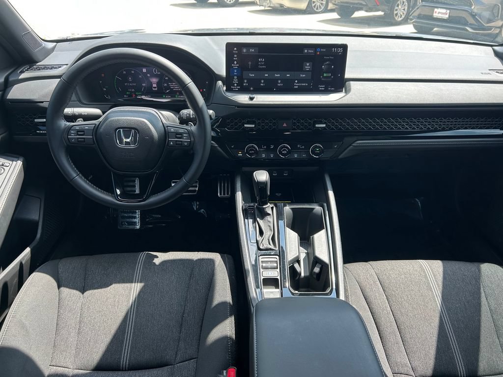 Used 2025 Honda Accord Sport image 17