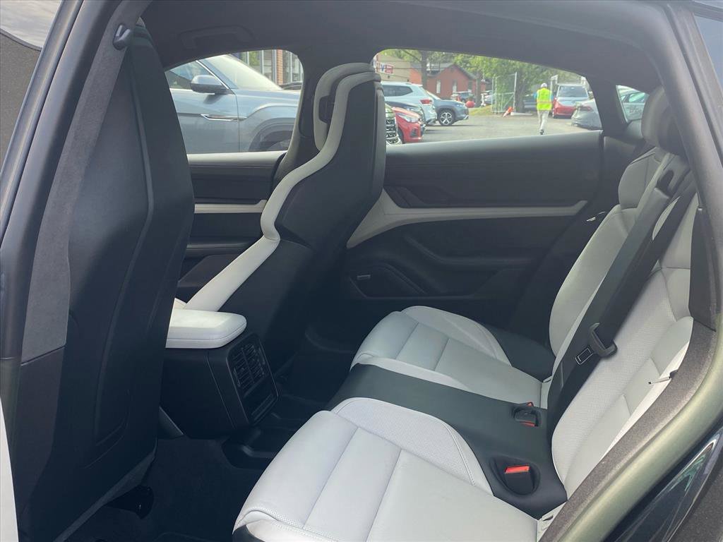 Used 2023 Porsche Taycan GTS w/ Premium Package (P6U) image 23