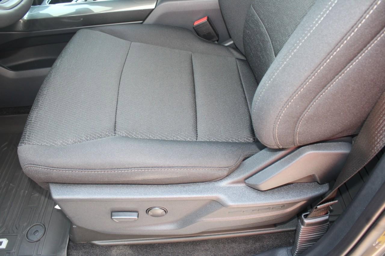 New 2022 Ford F150 XLT w/ XLT Black Appearance Package image 19