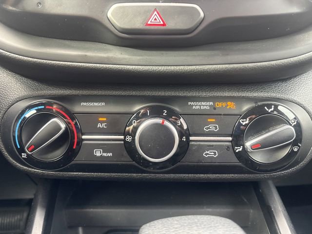 Used 2022 Kia Soul LX image 28