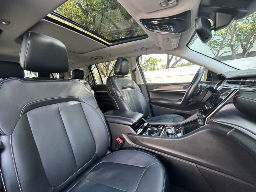 Used 2021 Jeep Grand Cherokee L Limited image 36