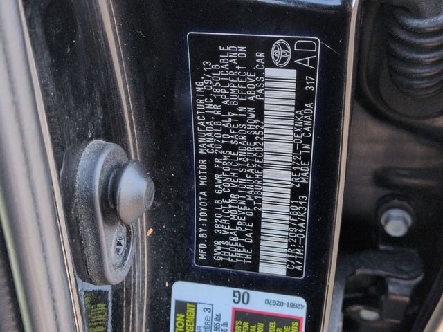 Used 2014 Toyota Corolla LE image 29