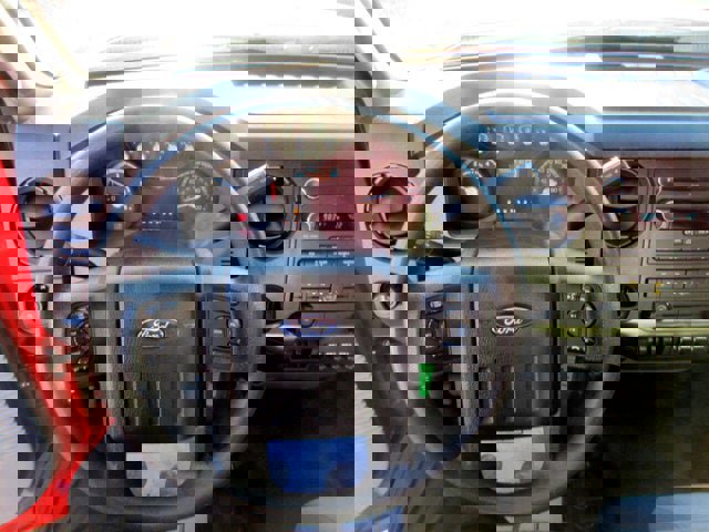 Used 2016 Ford F550 4x4 Regular Cab Super Duty image 15