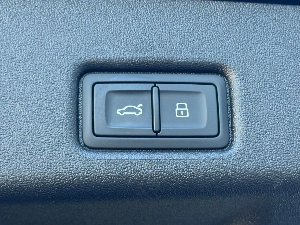 New 2025 Audi Q5 Premium w/ Convenience Package image 58
