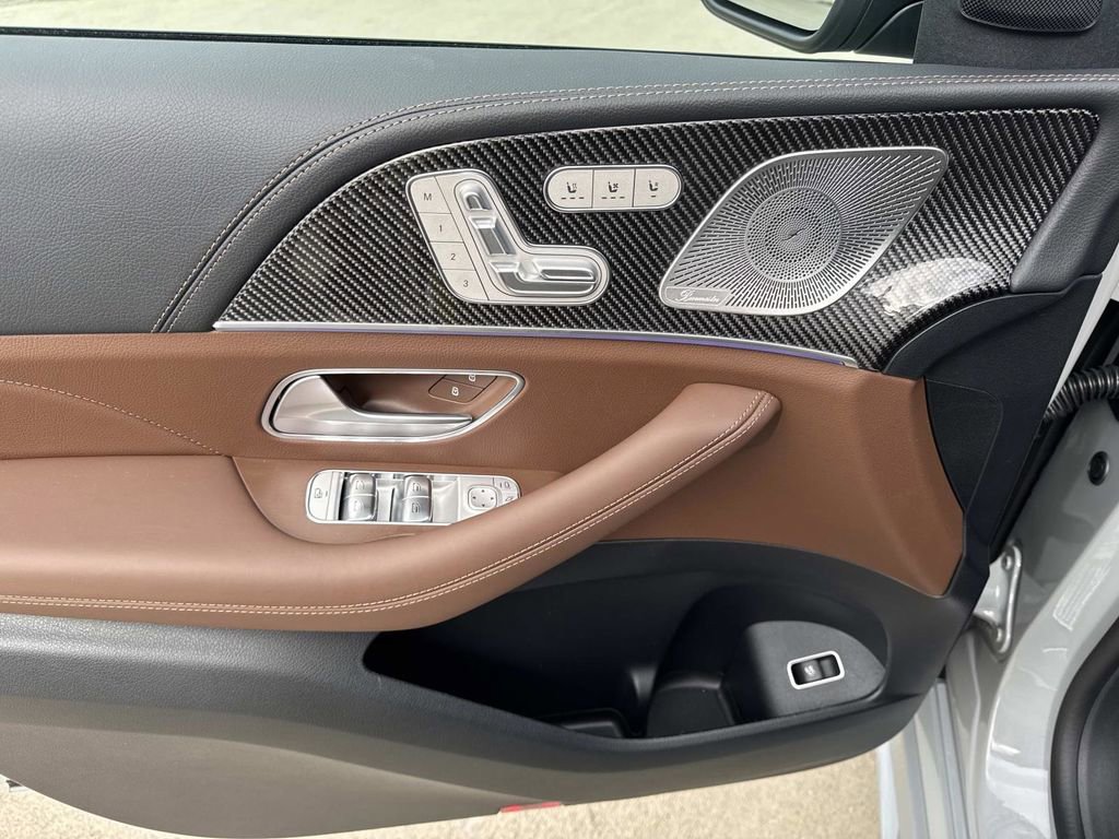 New 2026 Mercedes-Benz GLE 53 AMG 4MATIC image 16