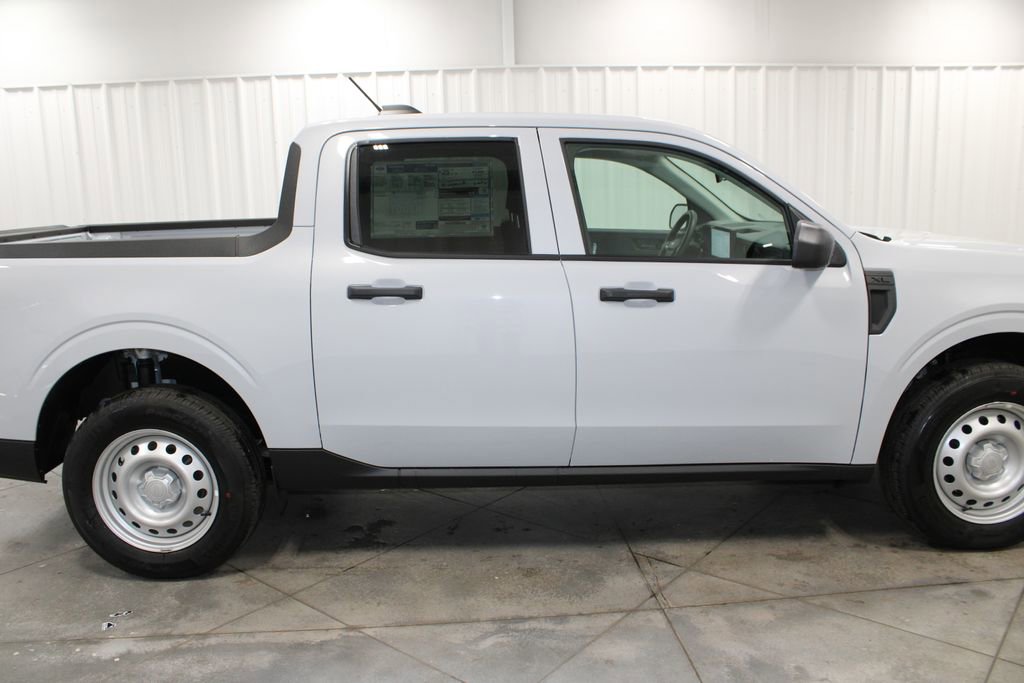 New 2025 Ford Maverick XL w/ Equipment Group 102A image 10