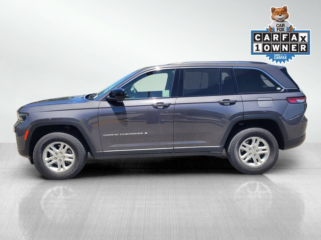 Used 2023 Jeep Grand Cherokee Laredo w/ Luxury Tech Group I AWD/4WD image 7