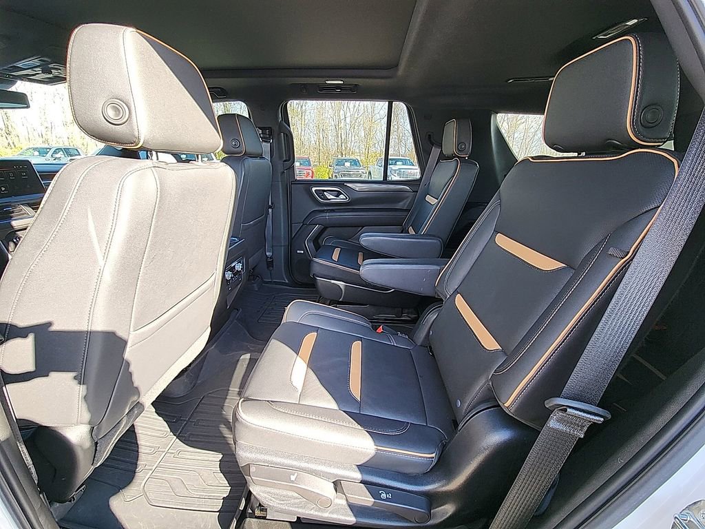 Used 2023 GMC Yukon AT4 w/ AT4 Premium Plus Package image 28