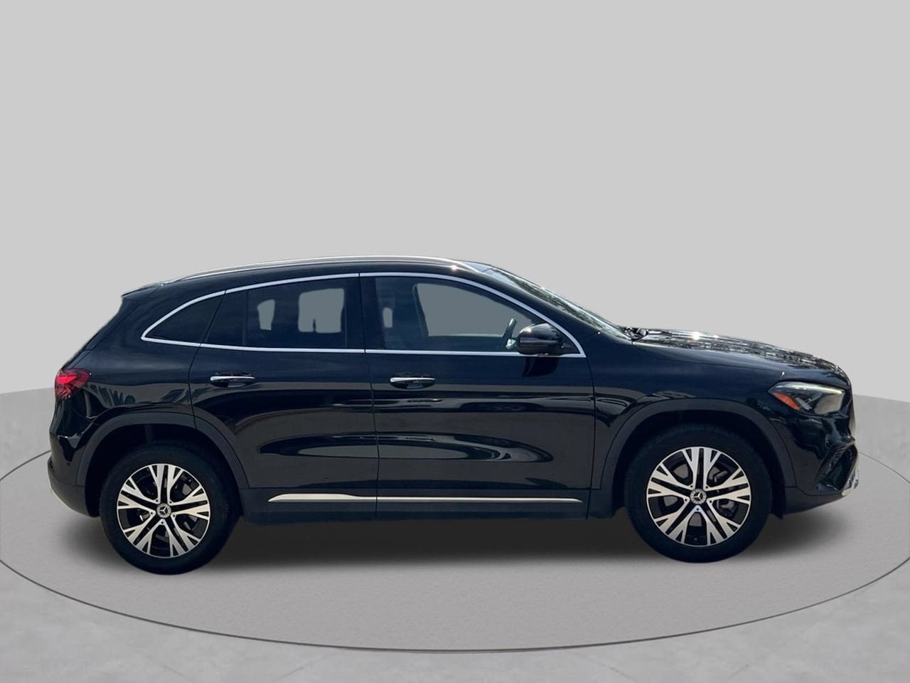 Used 2025 Mercedes-Benz GLA 250 image 6
