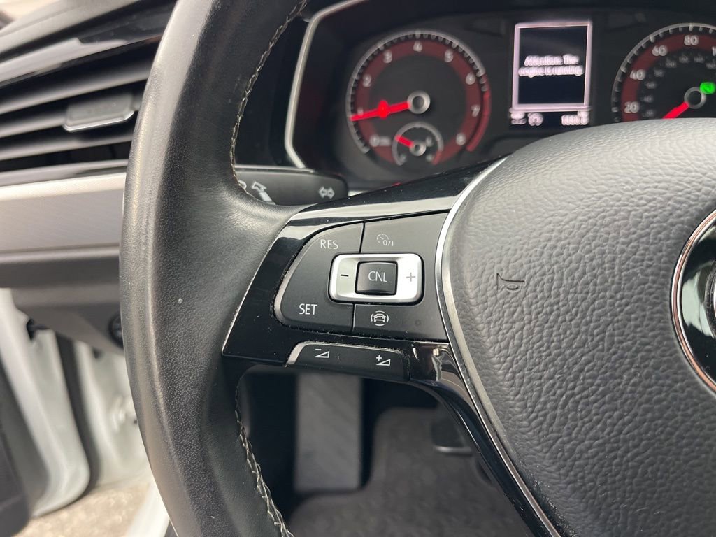 Used 2019 Volkswagen Jetta R-Line w/ R-Line Cold Weather Package FWD image 16