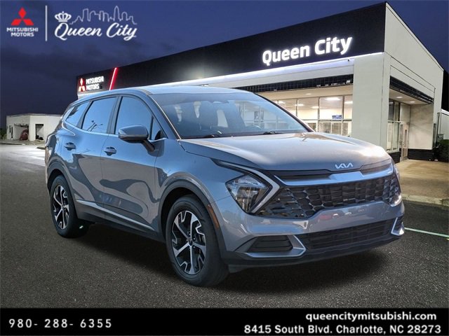 Used 2023 Kia Sportage EX image 1