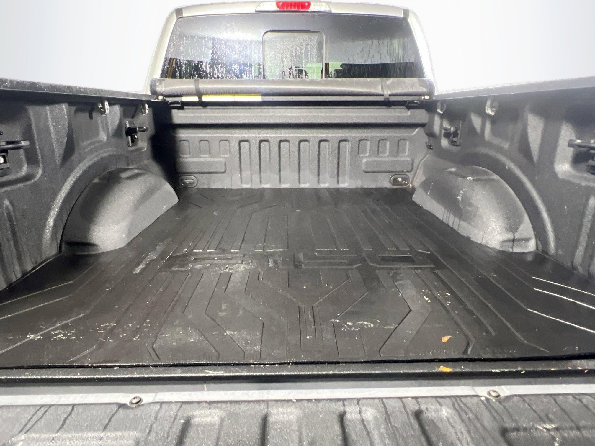 Used 2020 Ford F150 Platinum w/ Equipment Group 701A Luxury image 34