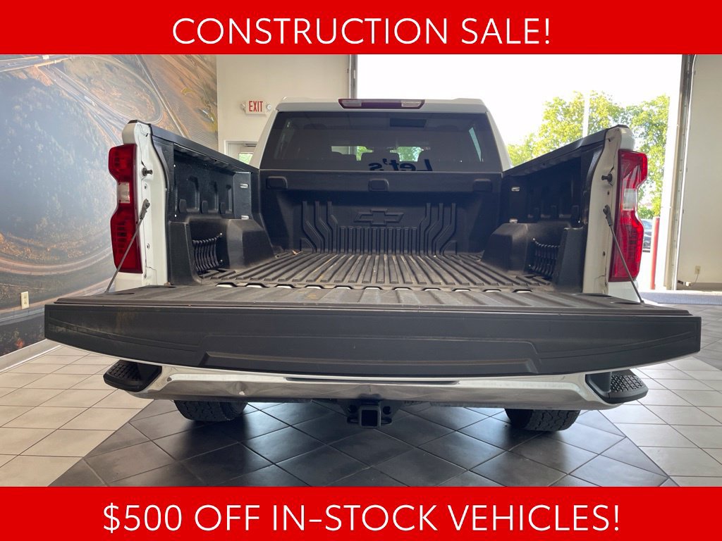 Used 2024 Chevrolet Silverado 1500 LT AWD/4WD image 13