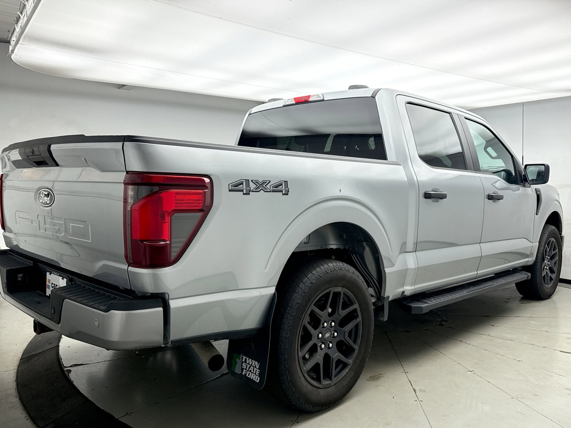 Used 2025 Ford F150 STX w/ STX Black Appearance Package AWD/4WD image 5