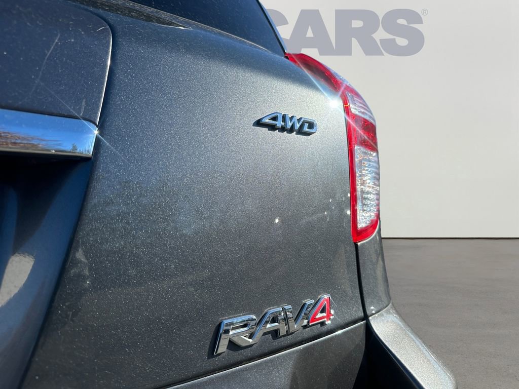 Used 2010 Toyota RAV4 Sport image 31