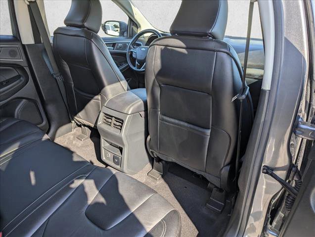 Used 2022 Ford Edge Titanium image 28