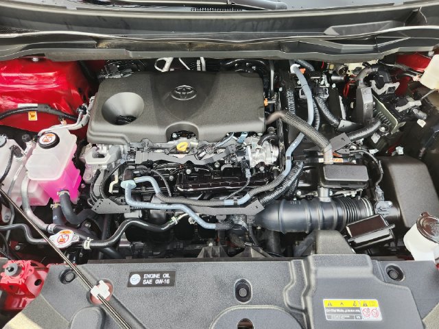 Used 2026 Toyota Sienna XLE FWD image 32
