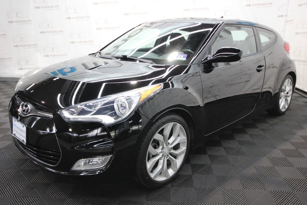 Used 2015 Hyundai Veloster w/ Option Group 02