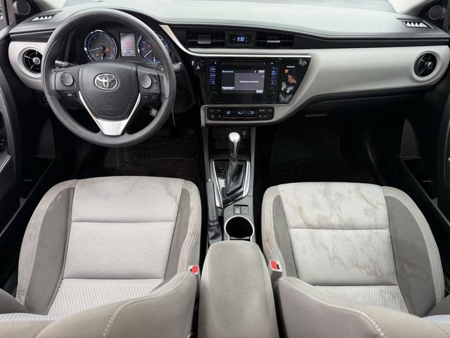 Used 2017 Toyota Corolla LE FWD image 11