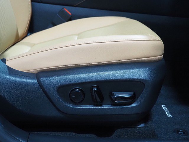 Used 2025 Lexus RX 350 FWD w/ Accessory Package (Z1) image 61