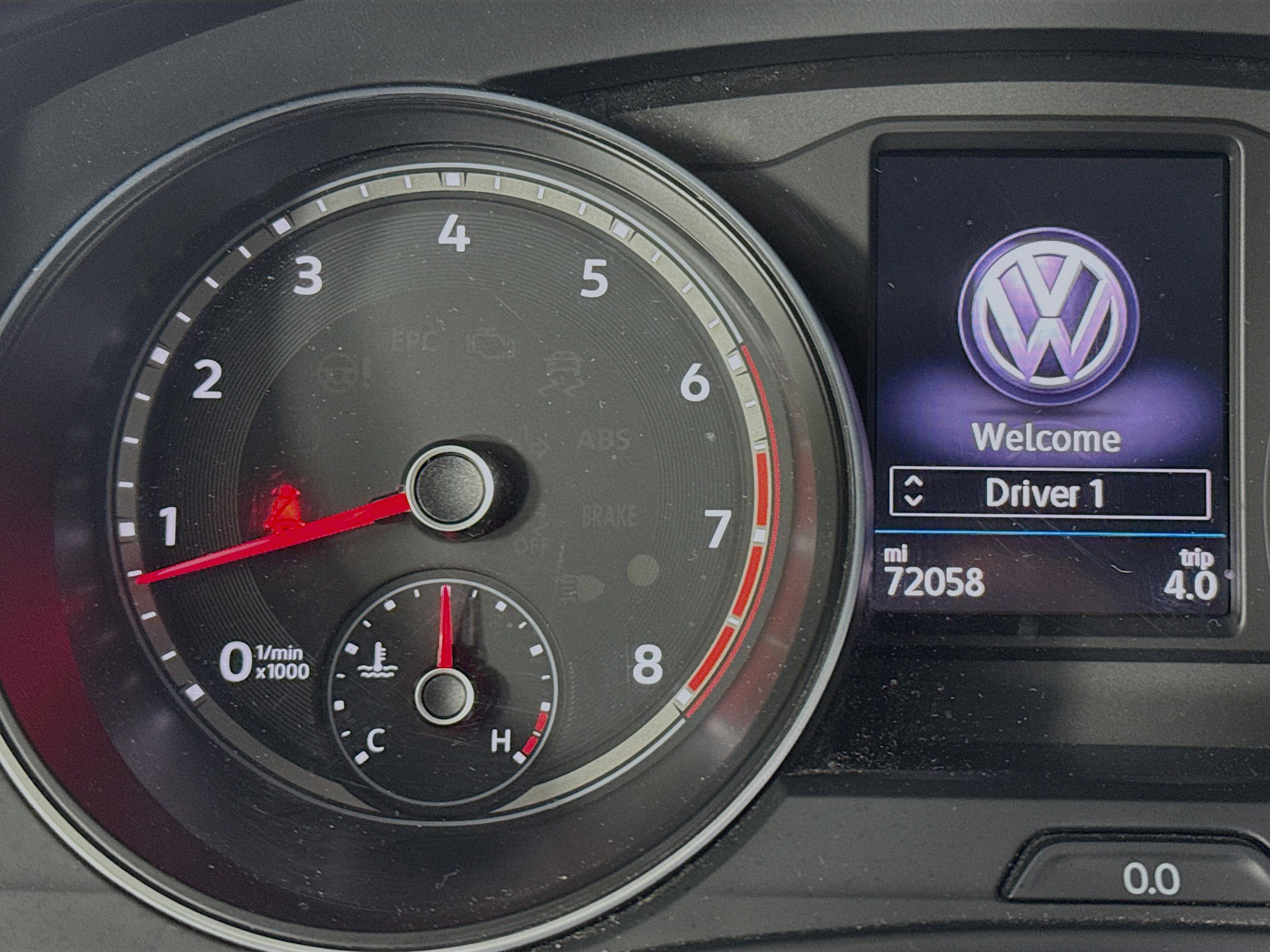 Used 2021 Volkswagen Atlas SE w/ Panoramic Sunroof Package image 12