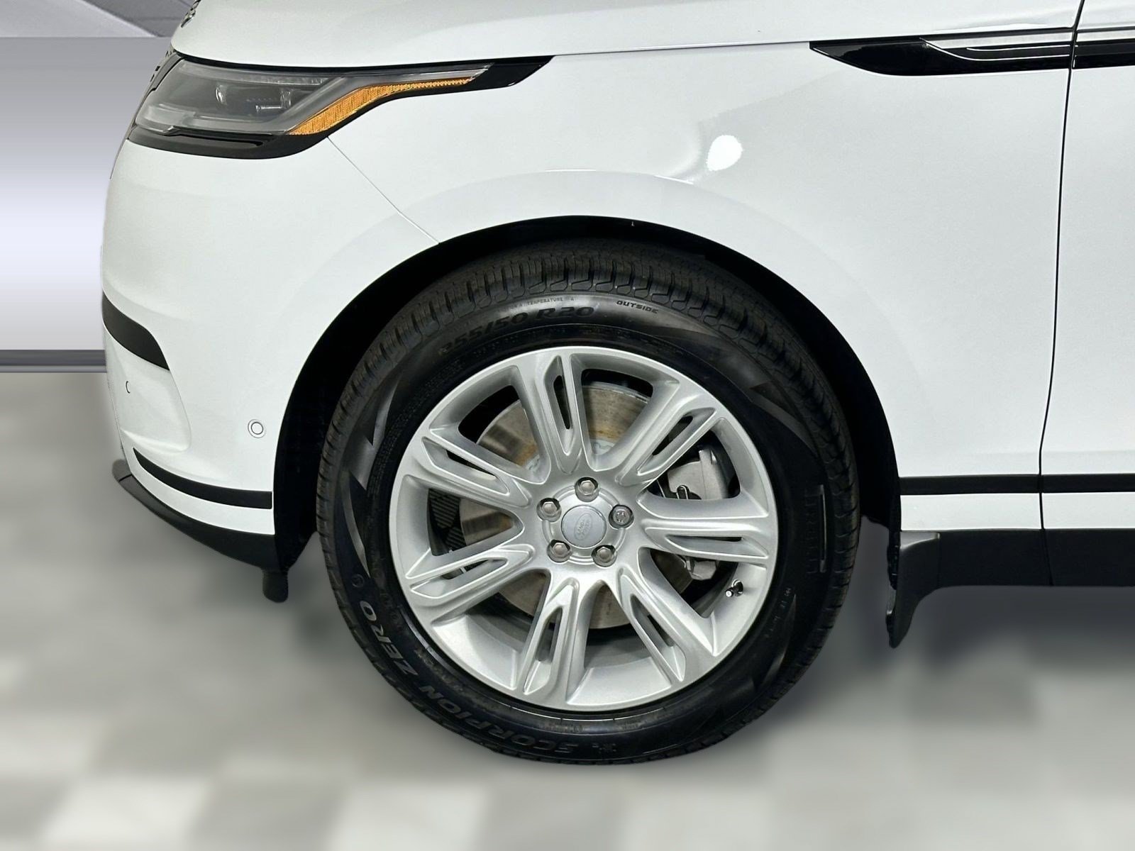 Certified 2026 Land Rover Range Rover Velar S AWD/4WD image 10