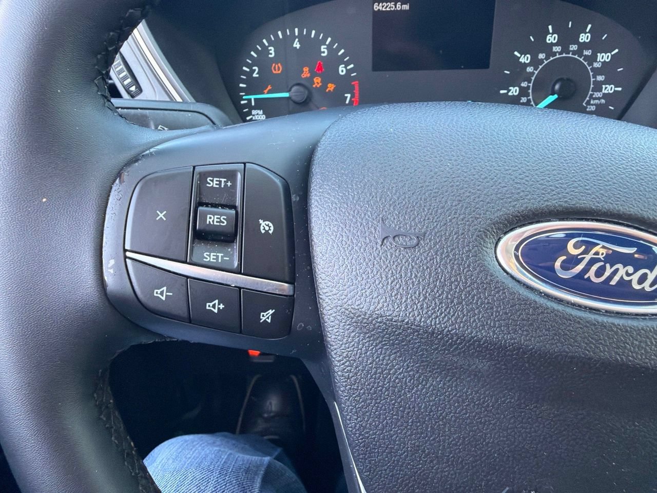 Used 2022 Ford Escape SE w/ Convenience Package FWD image 28