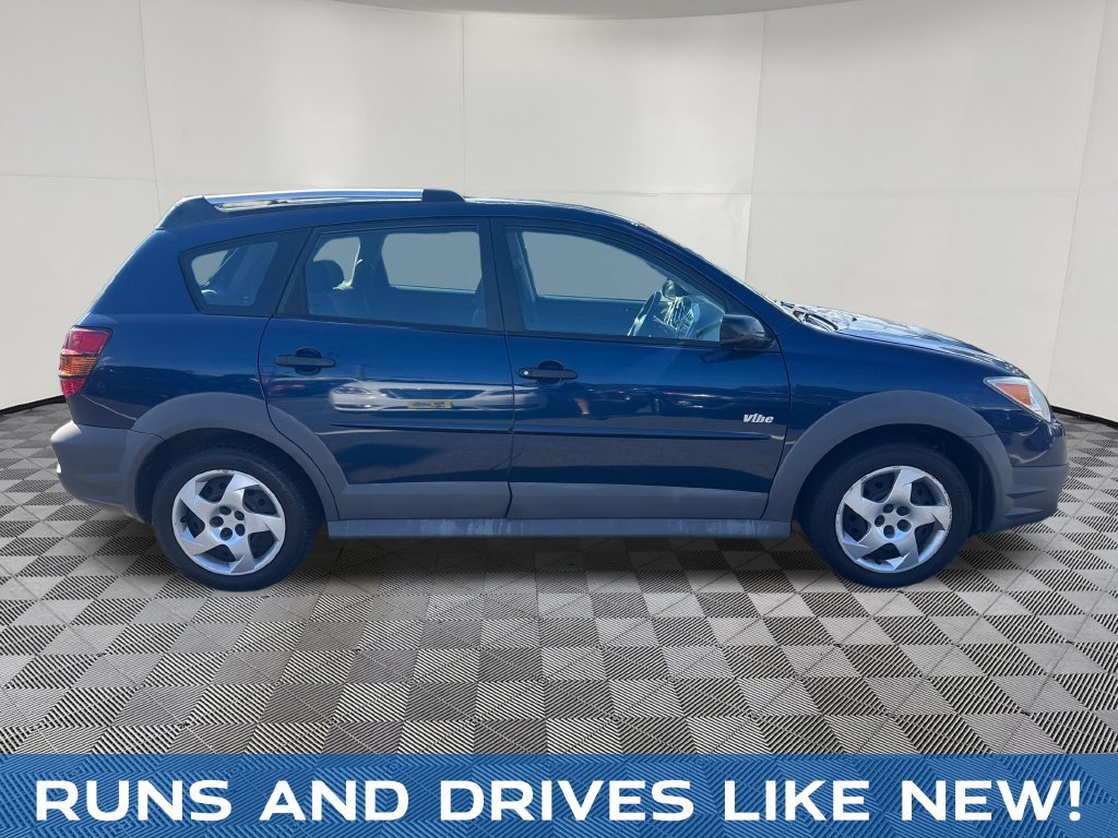 Used 2007 Pontiac Vibe w/ Preferred Package FWD image 7