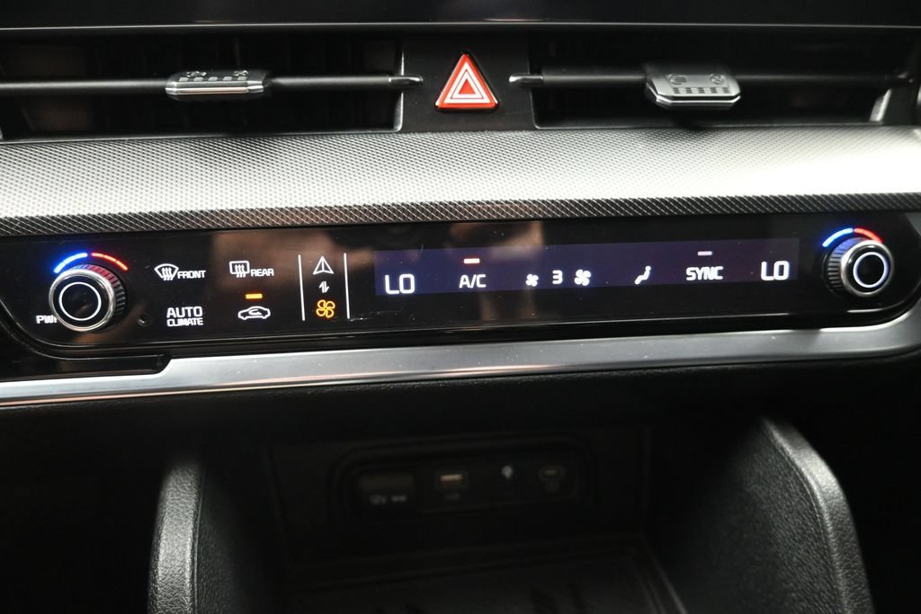 Certified 2024 Kia Sportage SX FWD image 22