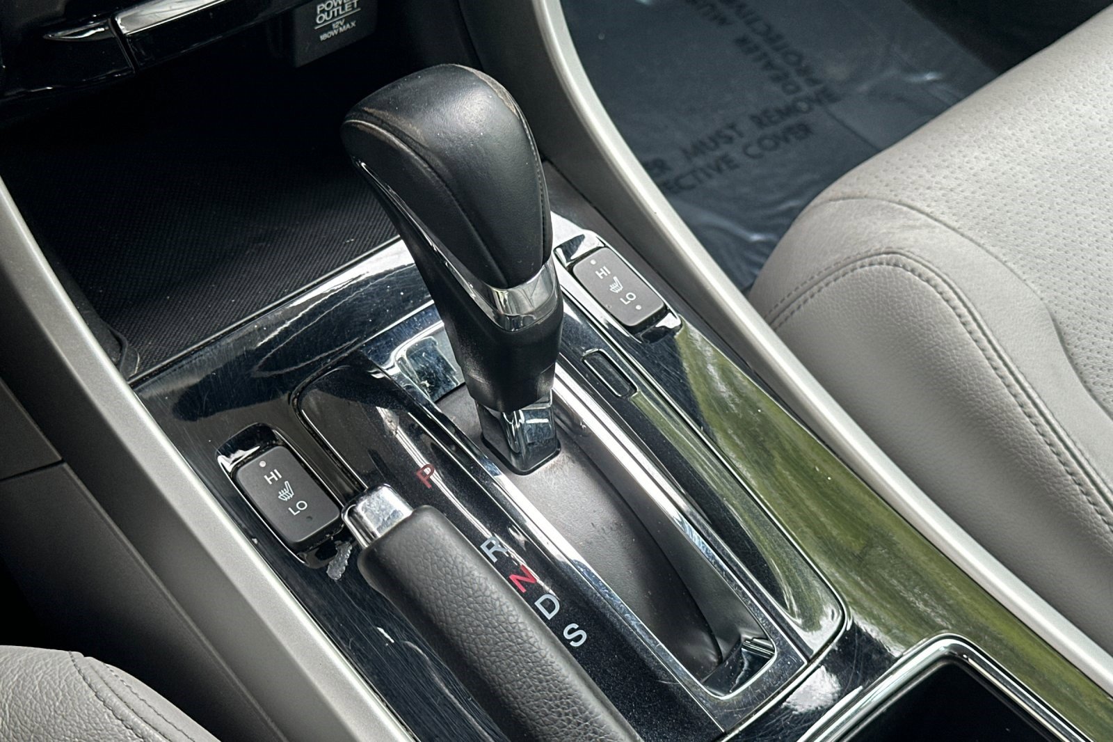 Used 2017 Honda Accord Touring image 19