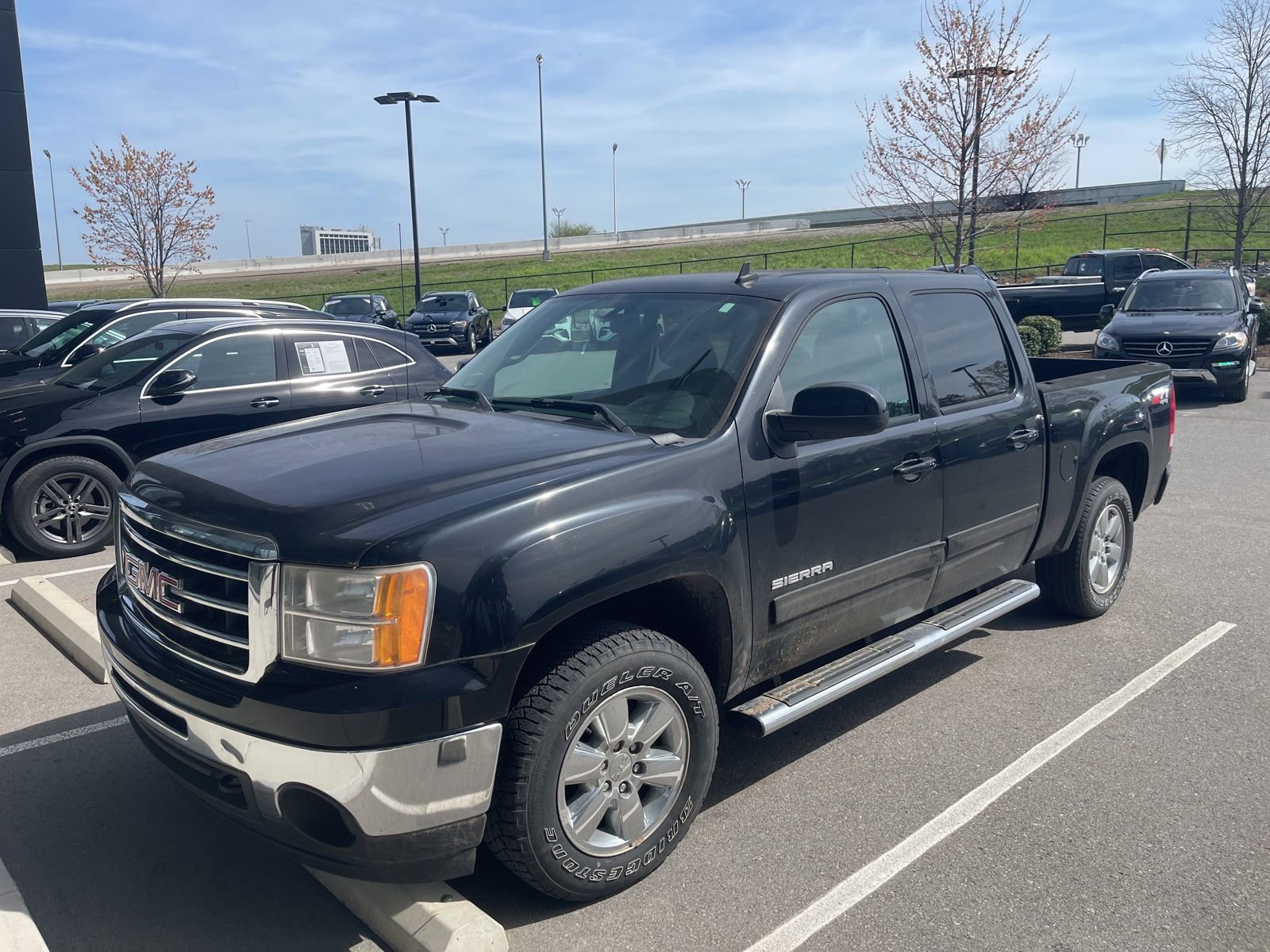 Used 2012 GMC Sierra 1500 SLT w/ SLT Convenience Package image 1