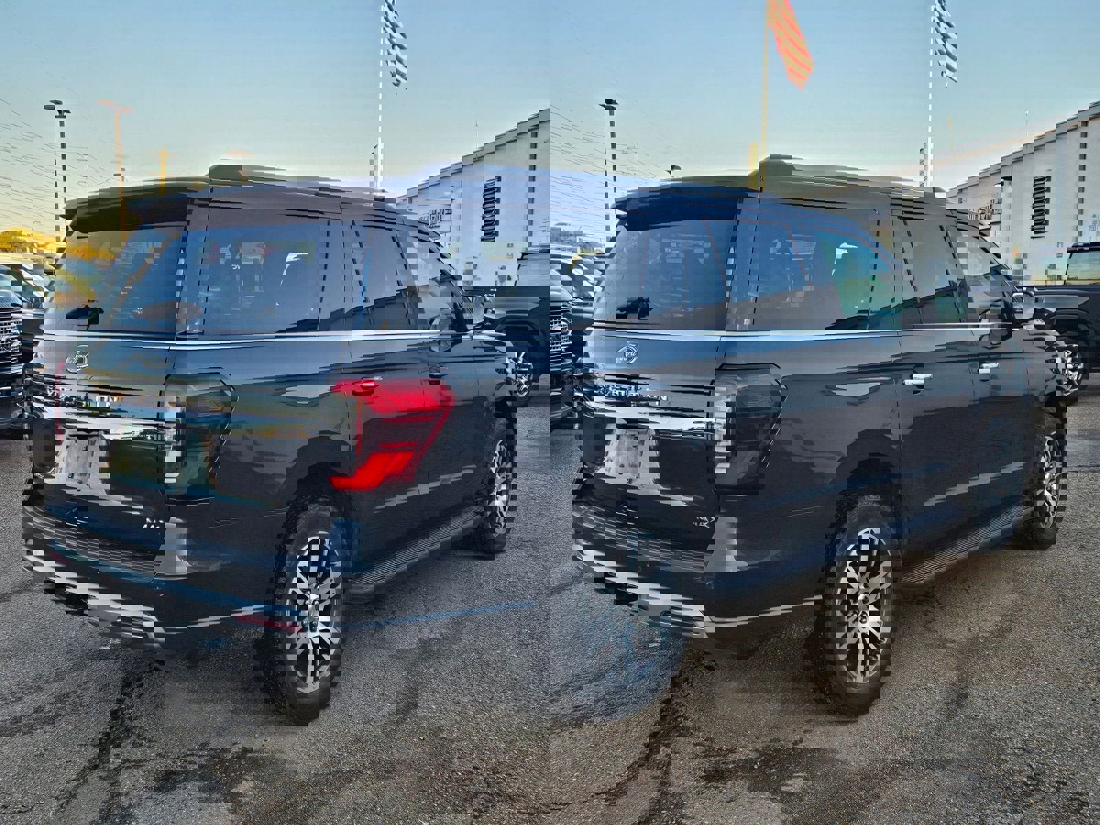 Used 2024 Ford Expedition Max Limited image 38