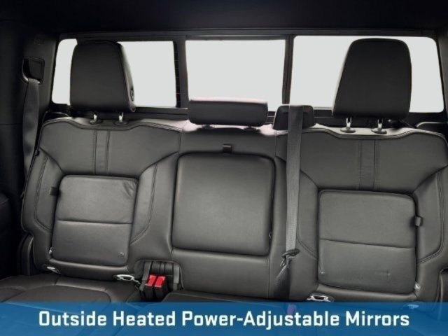 Used 2020 Chevrolet Silverado 1500 High Country w/ Technology Package AWD/4WD image 36