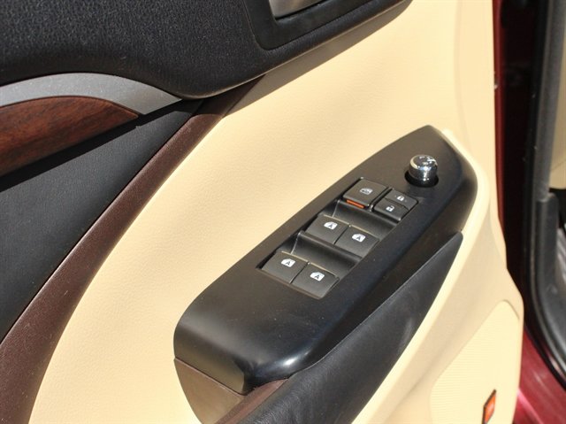 Used 2015 Toyota Highlander Limited AWD/4WD image 13