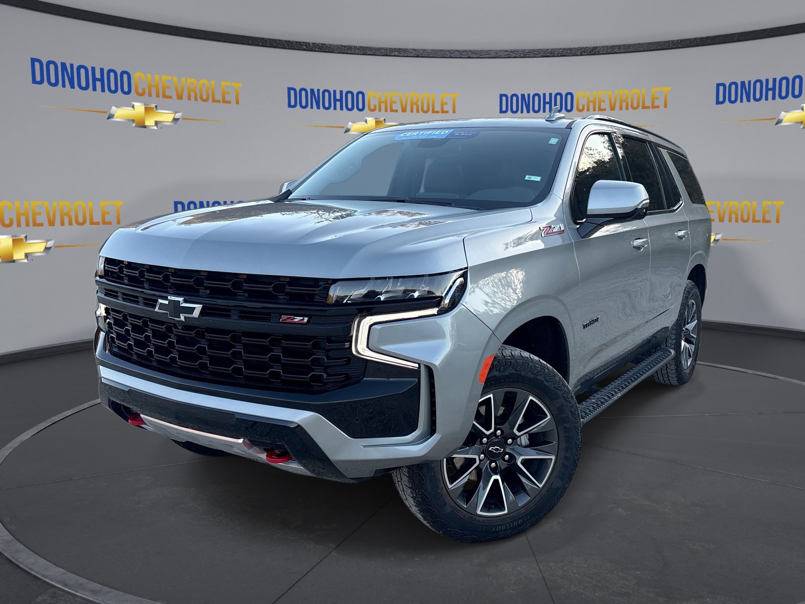 Used 2024 Chevrolet Tahoe Z71 w/ Luxury Package image 4