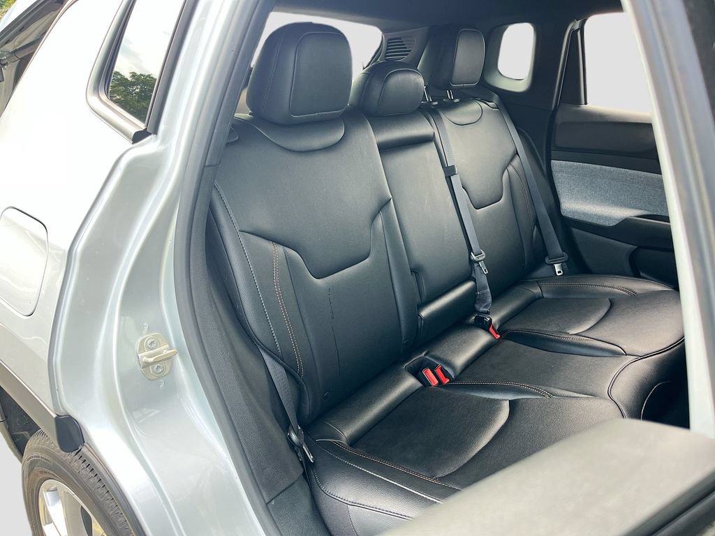 Used 2024 Jeep Compass Latitude AWD/4WD image 24