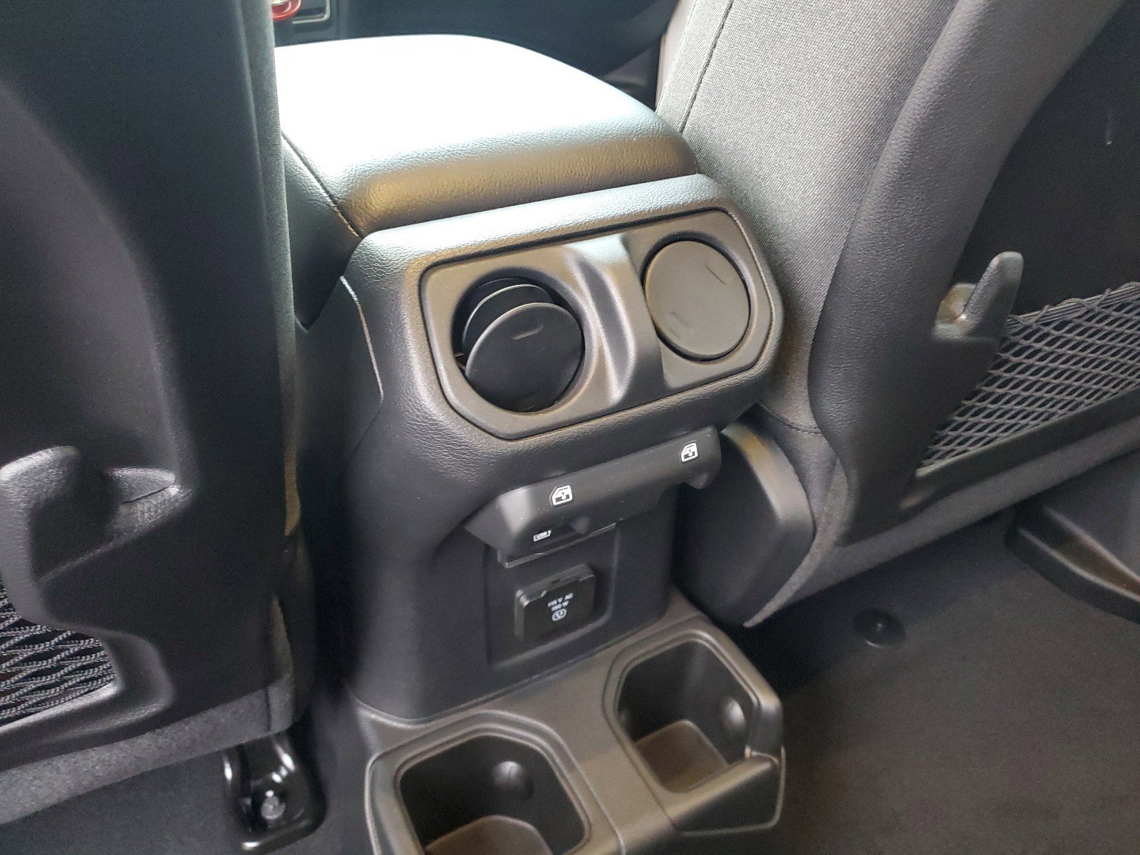 New 2025 Jeep Wrangler Unlimited Rubicon w/ Safety Group image 14
